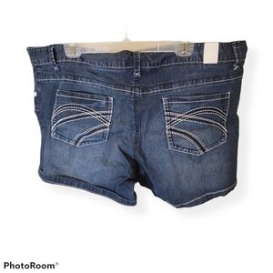 Maurices Orchid shorts